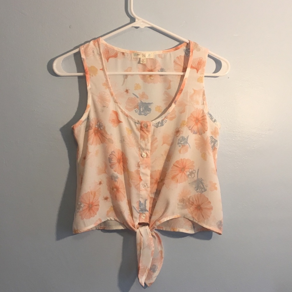 Love & Fire Button Down Floral Top w Front Tie